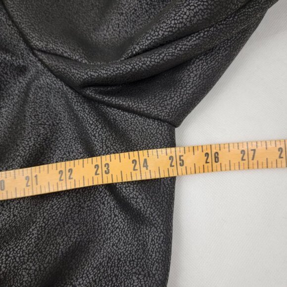 TORRID 3 Her Universe Star Wars Episode 9 Kylo Ren Black Faux Suede Hooded Coat - Picture 11 of 16